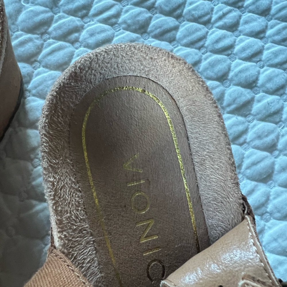 Vionic wedge slingback open toe wedge. - Picture 3 of 15